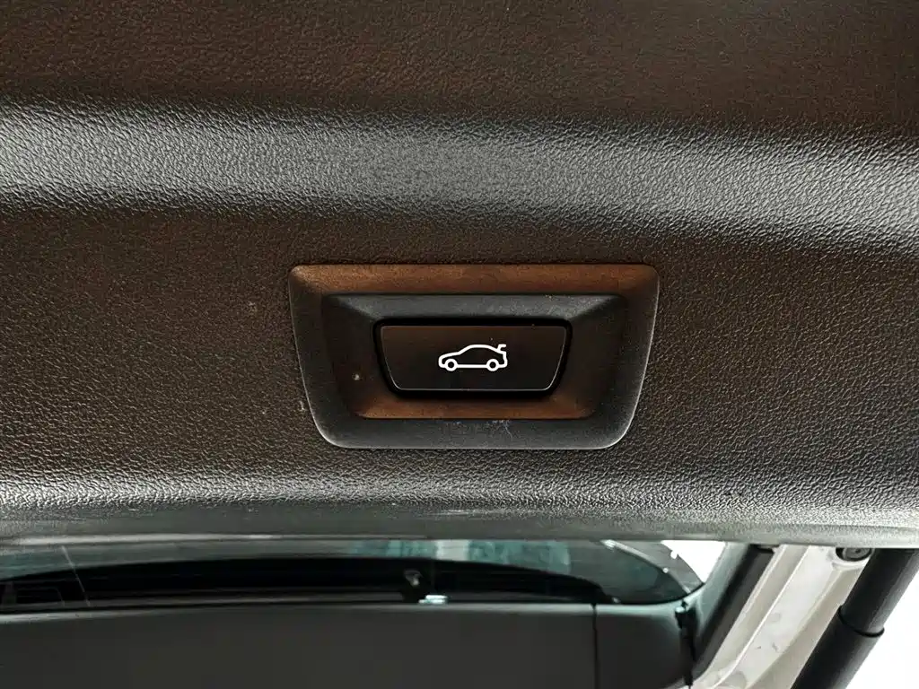 BMW X1 2023 sDrive20Li X Design Package фото 22