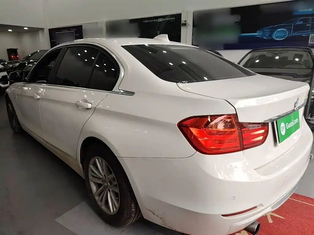 BMW 3 Series 2015 320Li Fashion фото 5