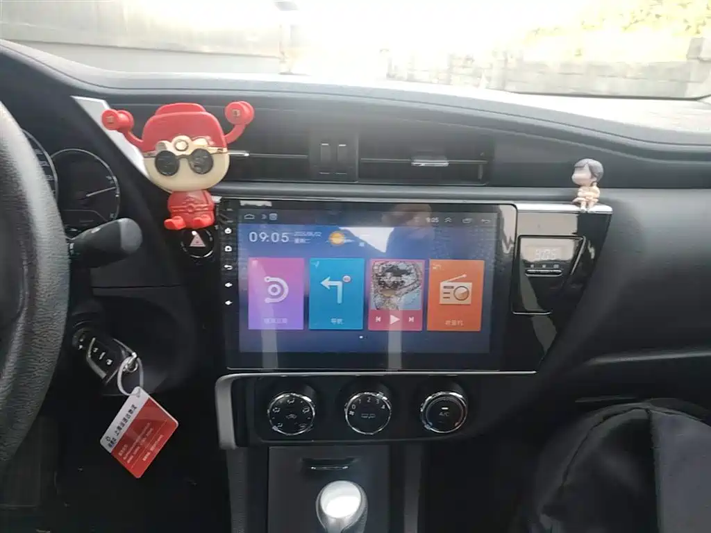 Toyota Corolla 2017 Facelift 1.2T S-CVT GL фото 13