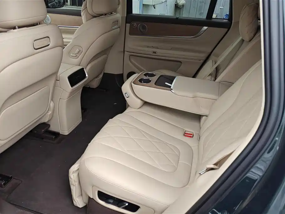 AITO Wenjie AITO M9 2024 Model Extended Range Ultra Edition 52kWh 5-Seater фото 11