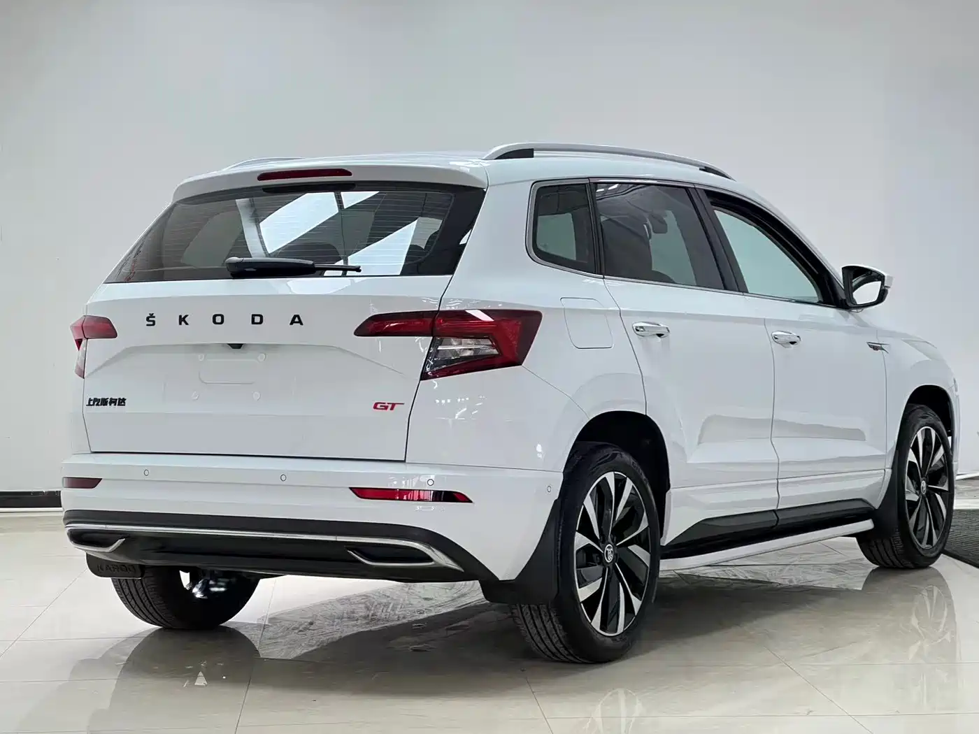 Škoda Karoq 2023 TSI280 Luxury Edition фото 4