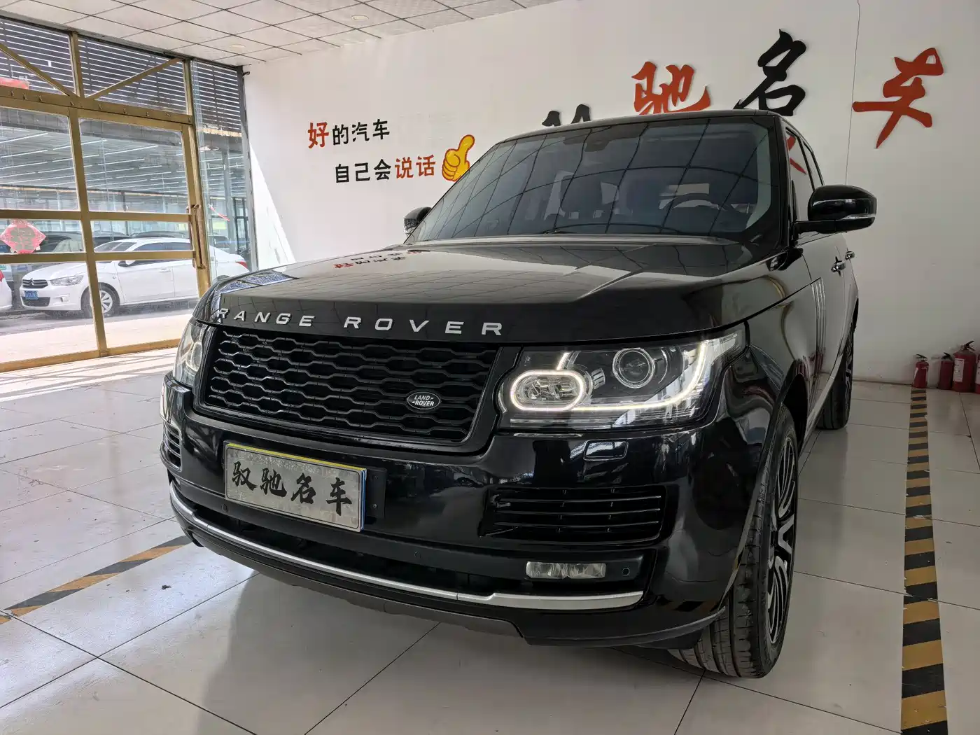 Land Rover Range Rover 2015 3.0 SC V6 Vogue фото 2