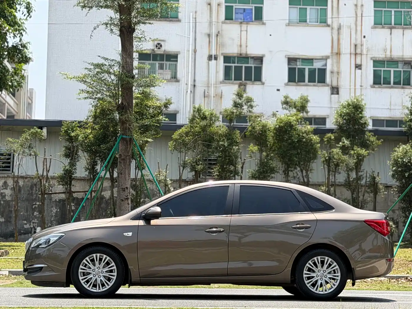 Buick Excelle 2016 15N Automatic Elite фото 7