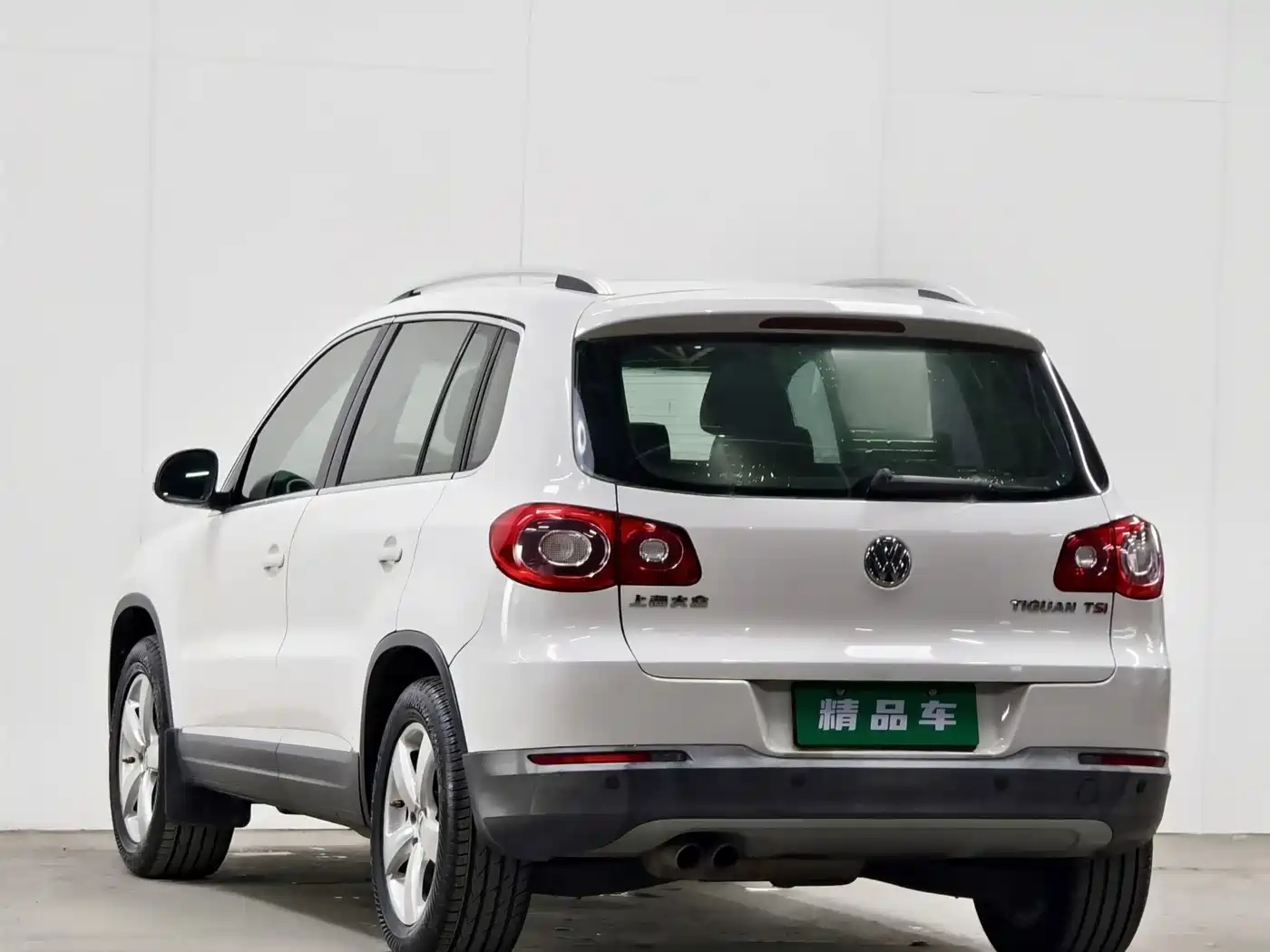 Volkswagen Tiguan 2010 1.8TSI Automatic 2WD Elite фото 6