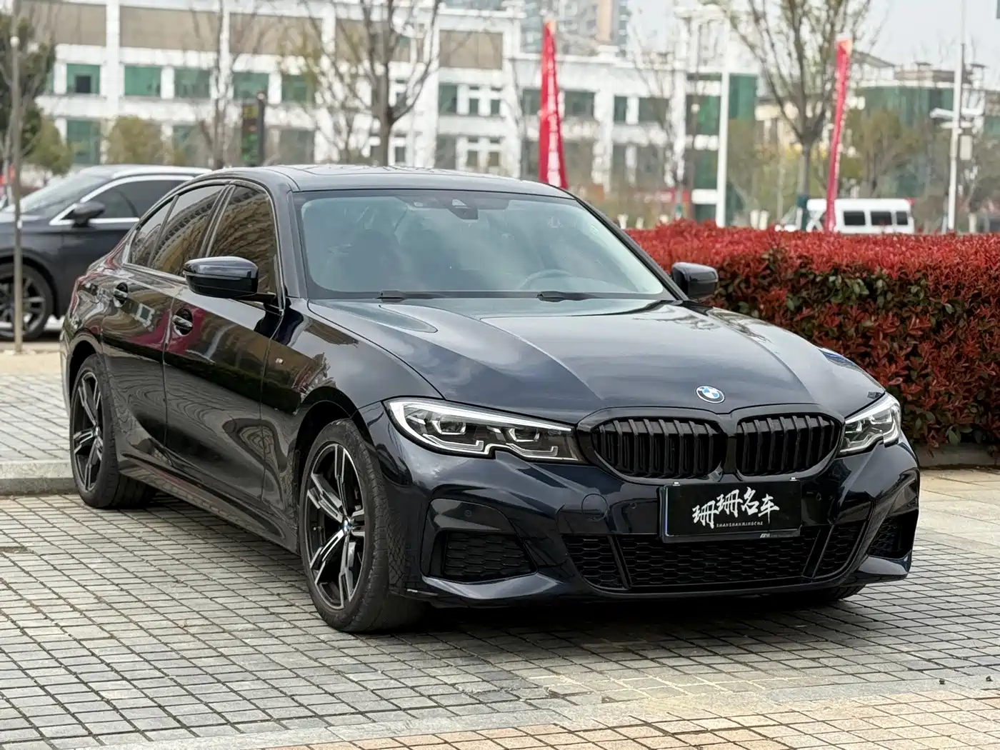 BMW 3 SERIES
