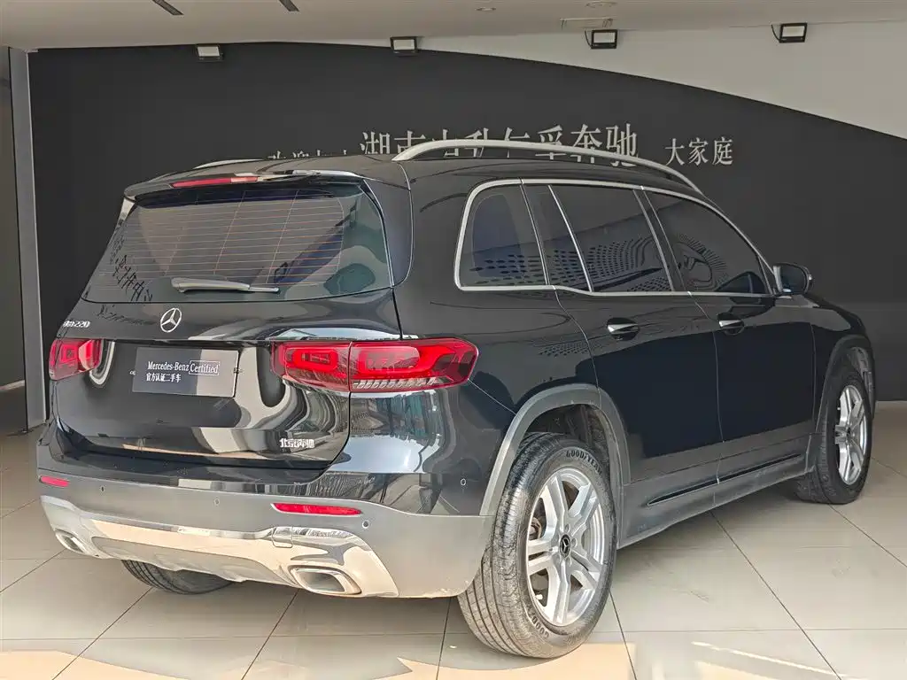 Mercedes-Benz GLB 2023 GLB 220 Dynamic фото 16