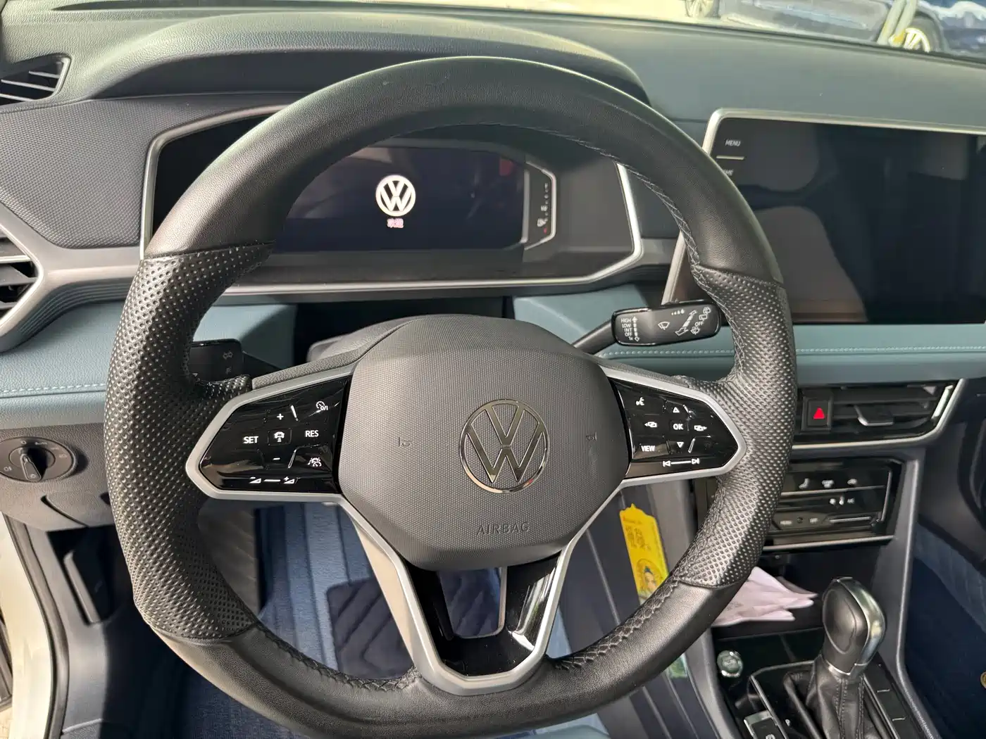 Volkswagen Tharu 2023 300TSI 2WD Moon Premium Edition фото 12