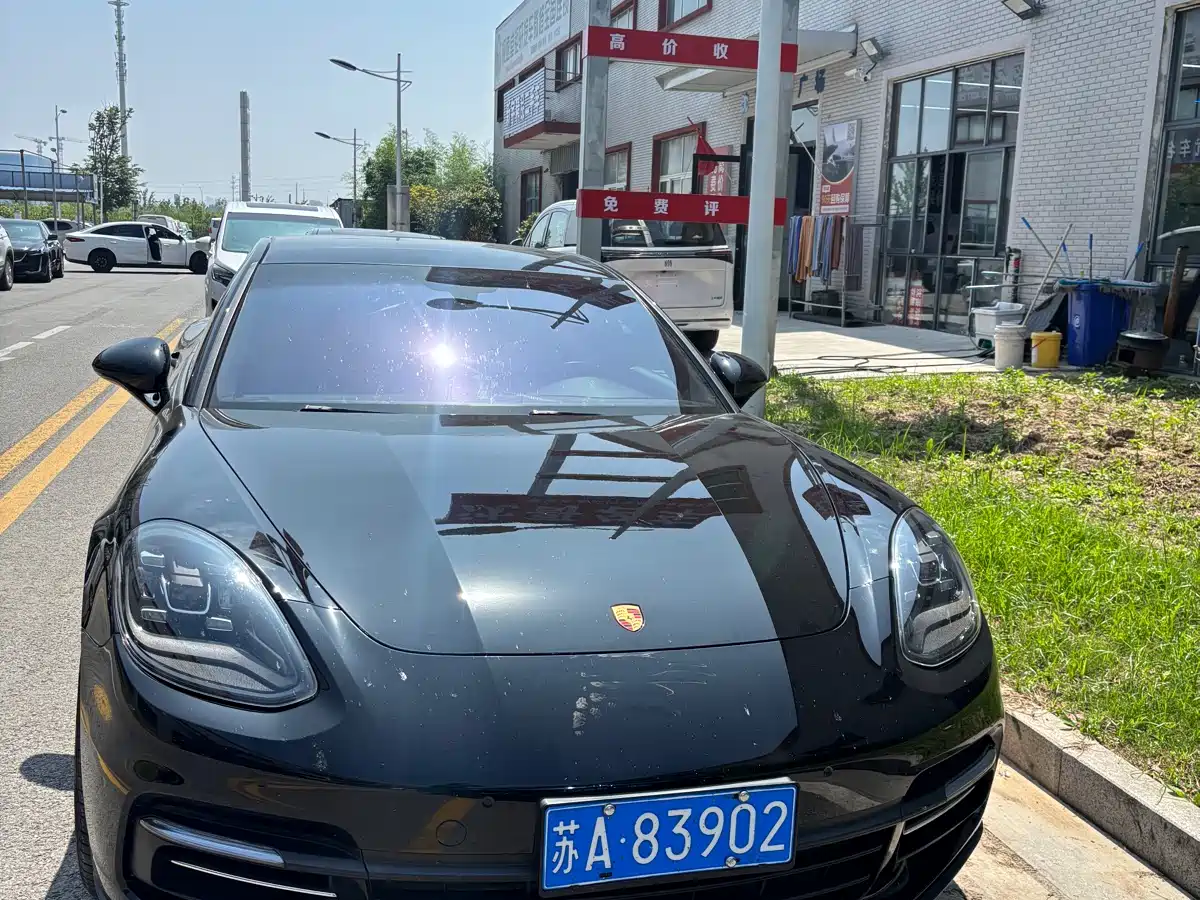 Porsche Panamera 2017 Panamera 4 Executive Long Wheelbase 3.0T фото 3