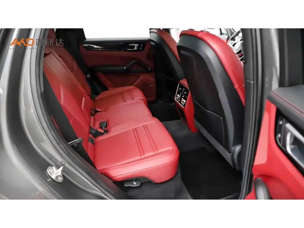 Porsche Cayenne 2022 Cayenne 3.0T Platinum Edition фото 8