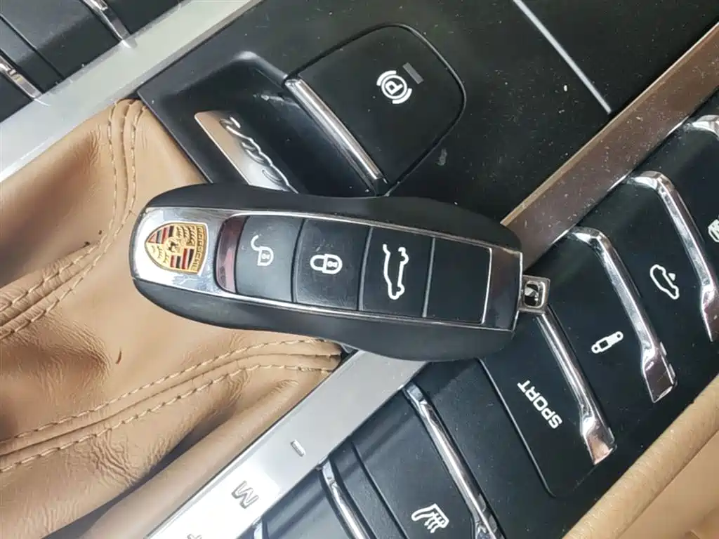Porsche Macan 2014 Macan S 3.0T фото 9