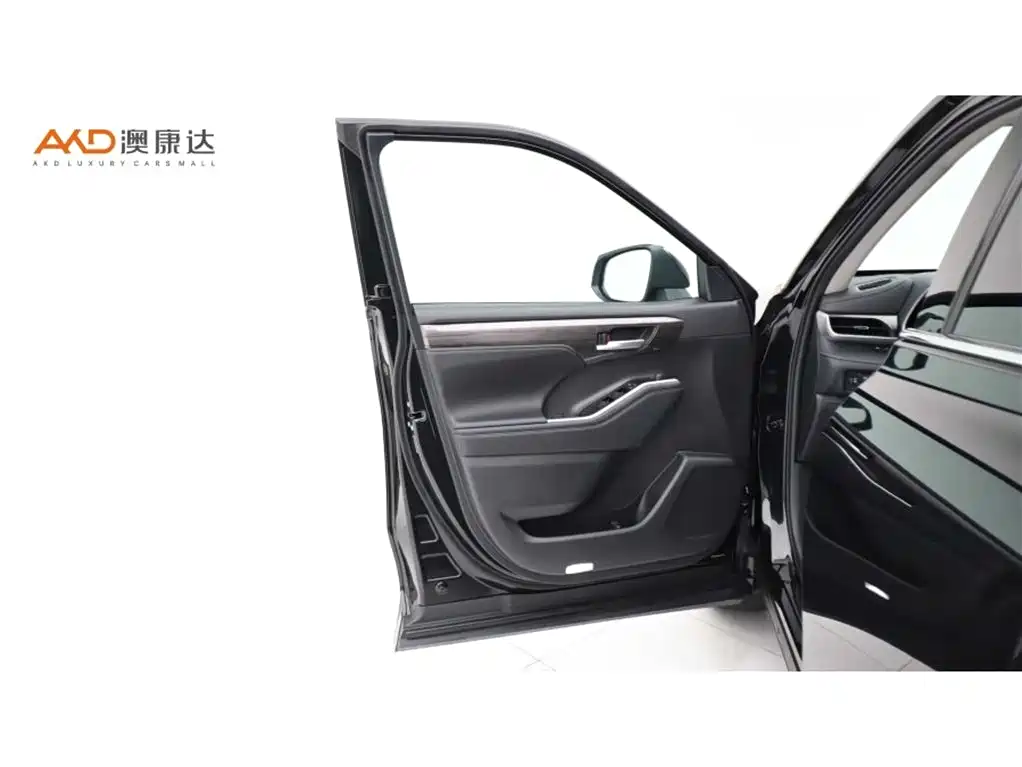 Toyota Highlander 2024 2.5L Smart Hybrid 4WD Premium 7-seater фото 10