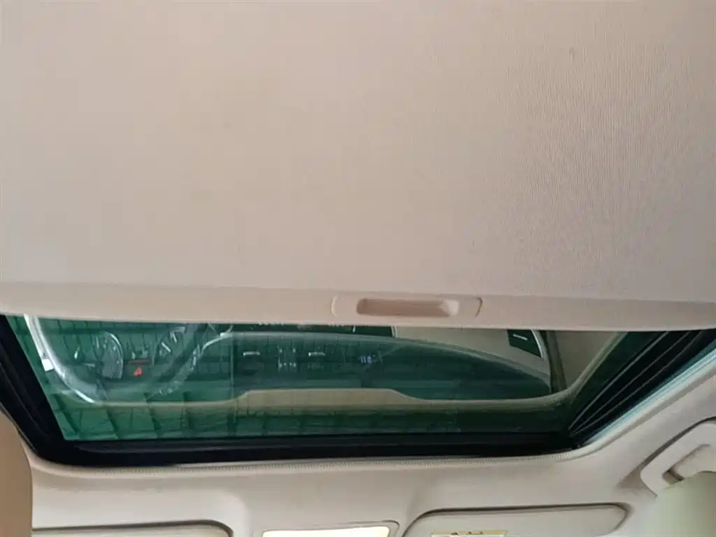 Toyota Corolla 2014 1.6L CVT GL-i фото 18