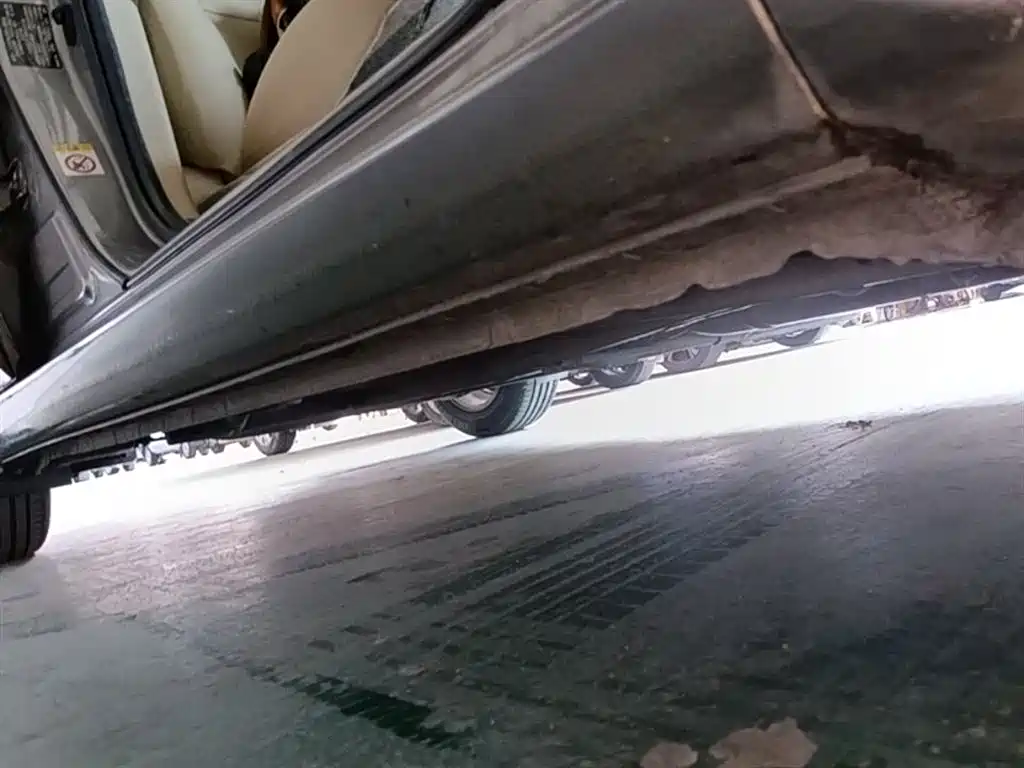 Toyota Corolla 2014 1.6L CVT GL-i фото 21