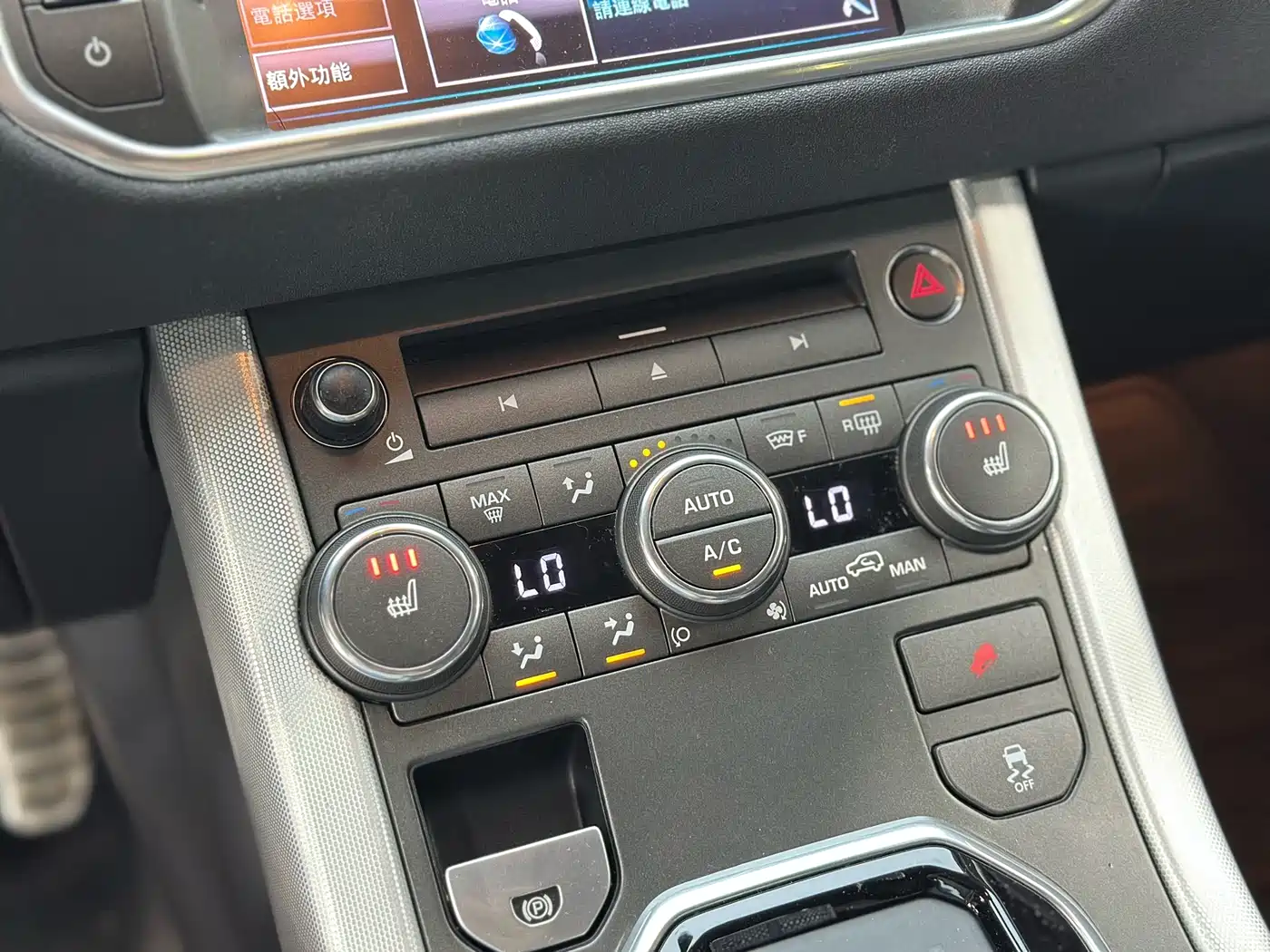 Land Rover Range Rover Evoque (Import) 2012 2.0T 5-door Premium Edition фото 12