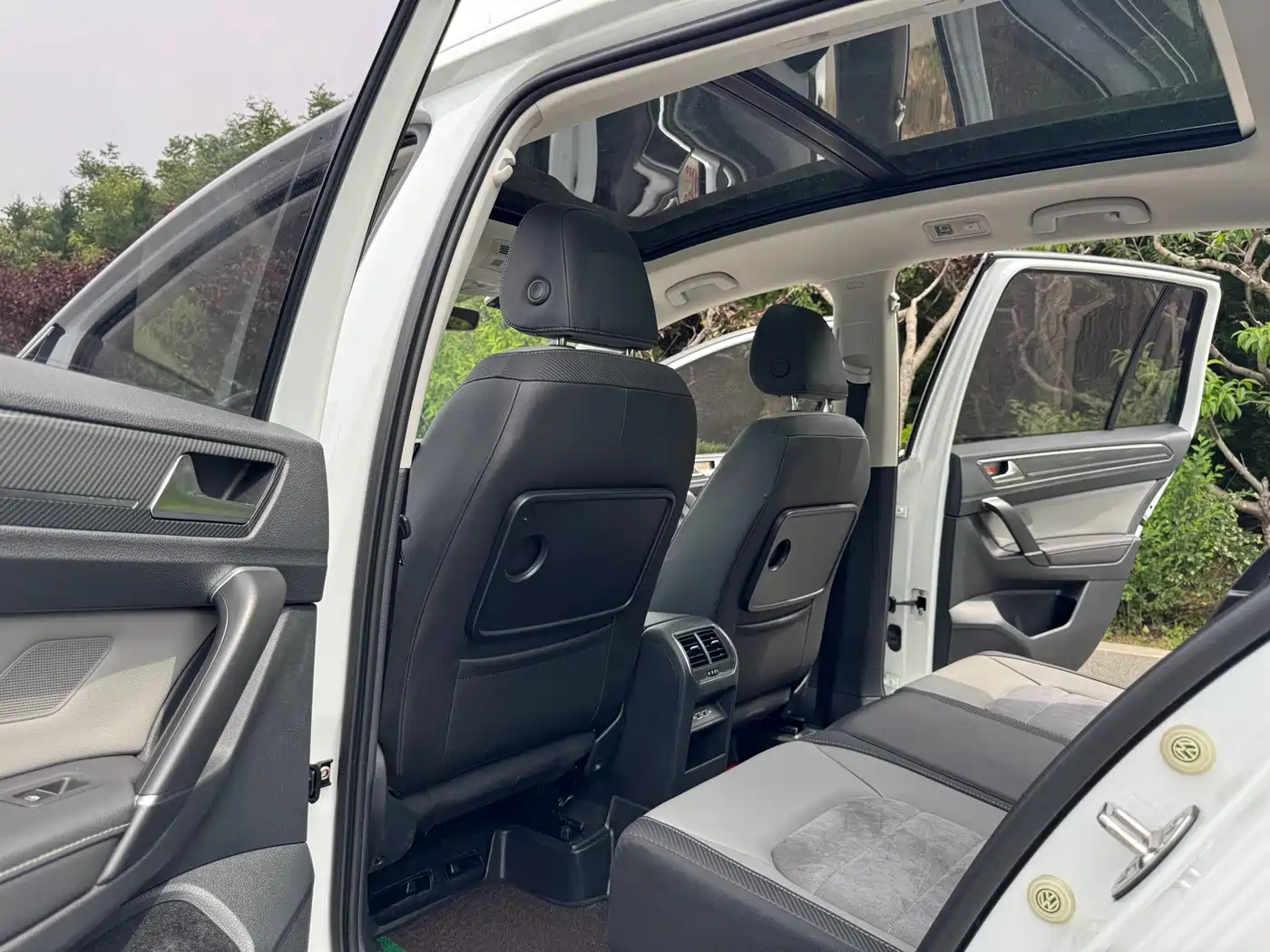 Volkswagen Golf Sportsvan 2019 280TSI Automatic Voyager China V фото 21