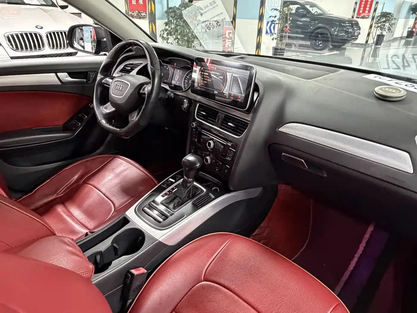 Audi A4L 2015 30 TFSI Auto Comfort фото 8