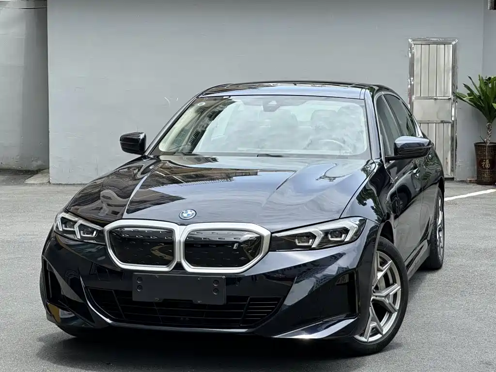 BMW i3 2022 2022 eDrive 35 L