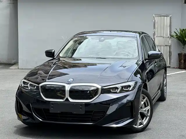 BMW i3 2022