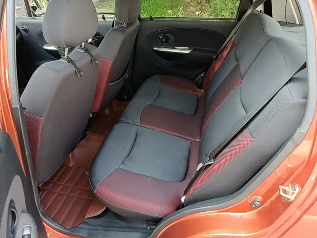 Baojun Lechi 2015 2012 Facelift 1.2L Manual Sport Vitality