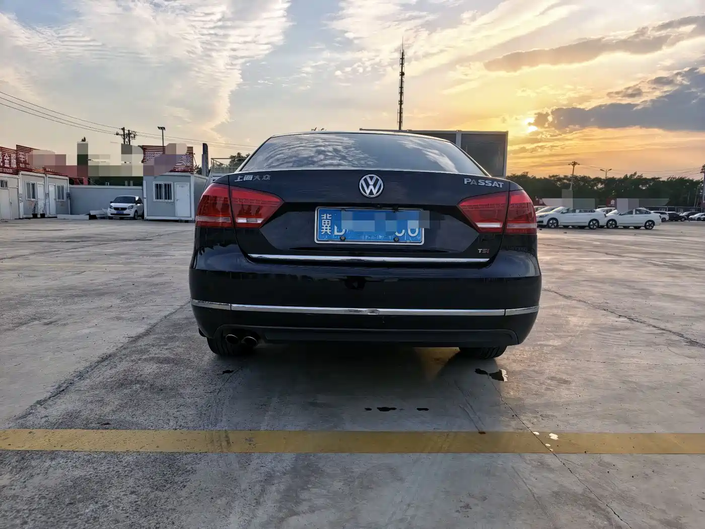Volkswagen Passat 2014 1.8TSI DSG Executive Edition фото 8
