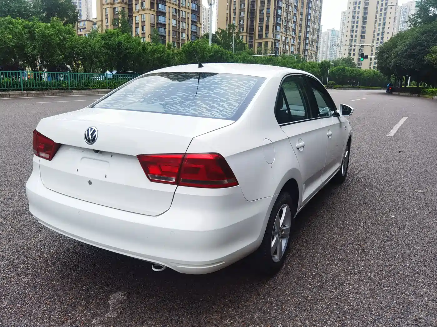 Volkswagen Santana 2016 1.6L Manual Comfort Edition фото 7
