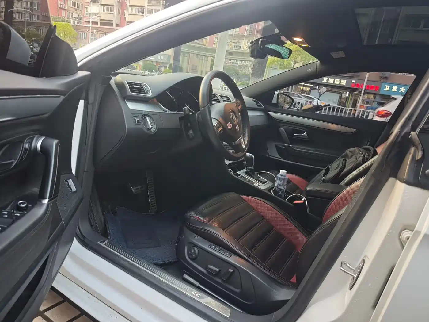 Volkswagen FAW-Volkswagen CC 2018 1.8TSI Luxury фото 8