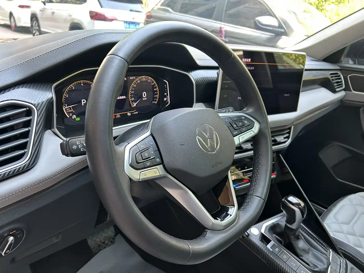Volkswagen Tayron 2023 280TSI 2WD Luxury Plus Advanced Edition фото 8