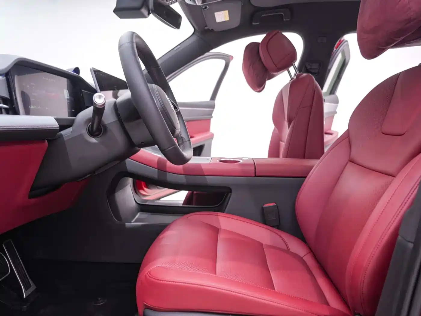 AITO Wenjie AITO M5 2025 Extended Range Ultra AWD фото 22