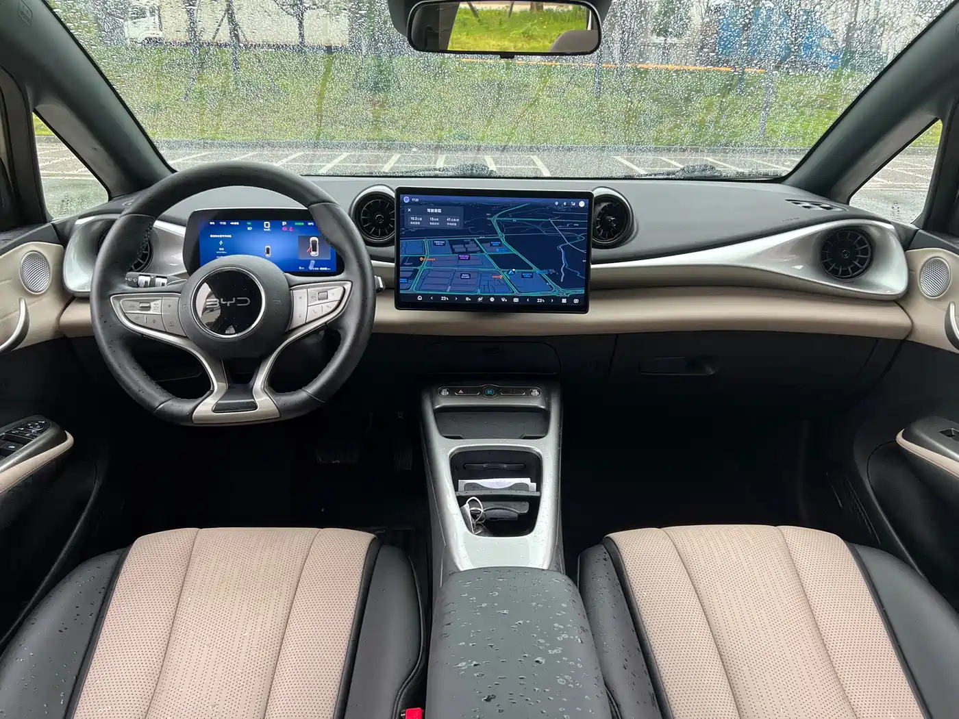 Фото 8 - BYD Dolphin