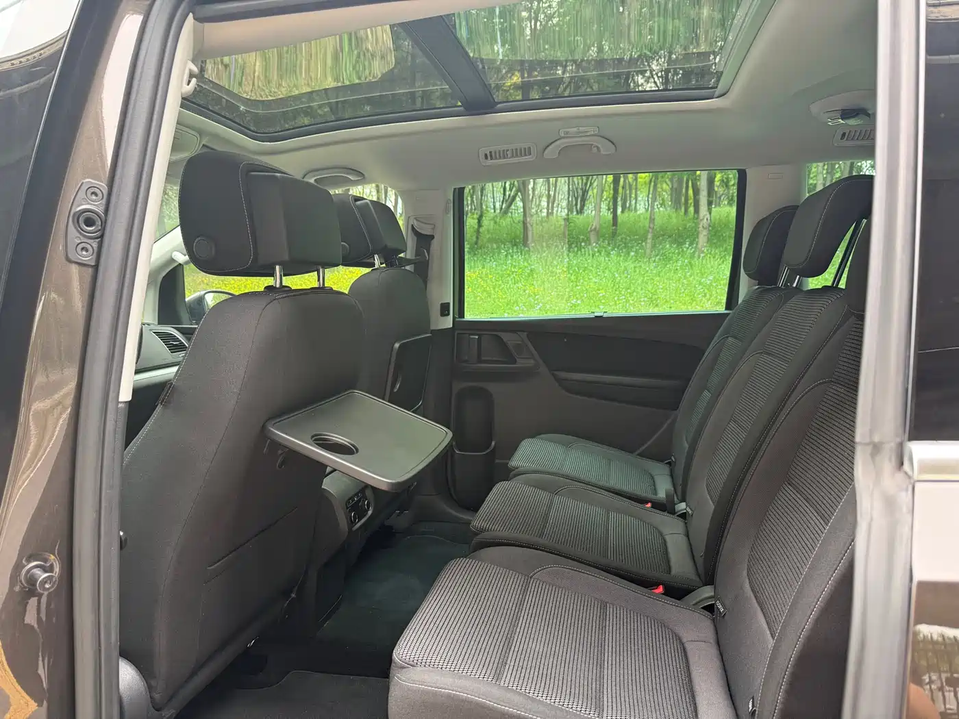 Volkswagen Sharan 2018 380TSI Comfort 7-Seater фото 7