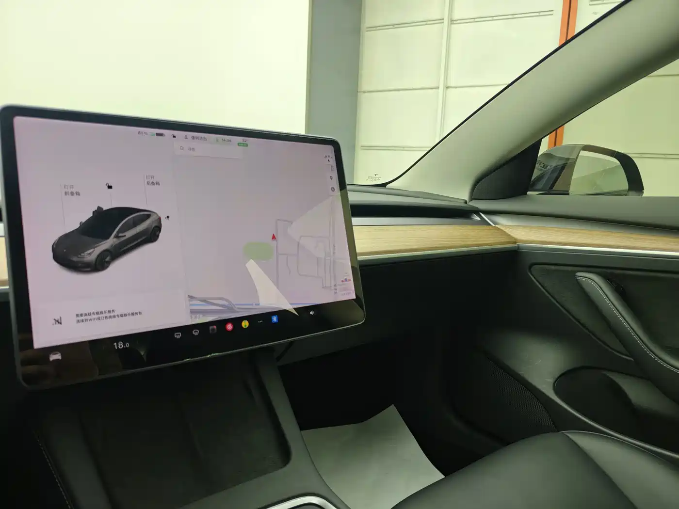 Фото 23 - Tesla Model 3