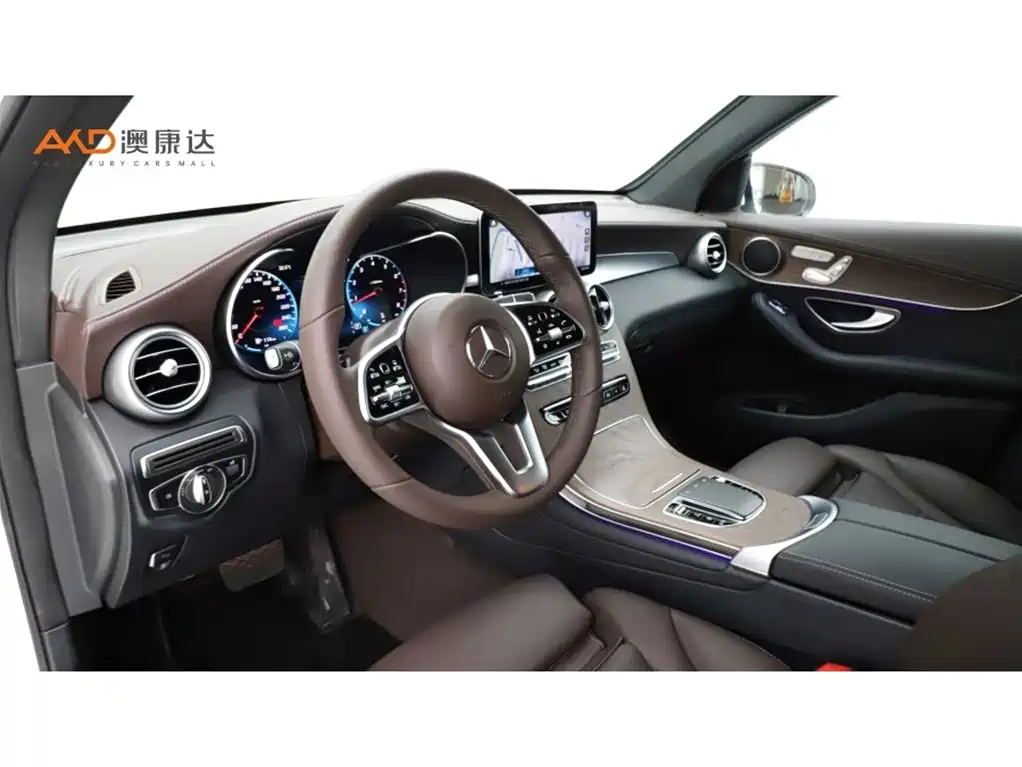 Mercedes-Benz GLC 2022 Facelift GLC 300 L 4MATIC Dynamic Collector's Edition фото 6