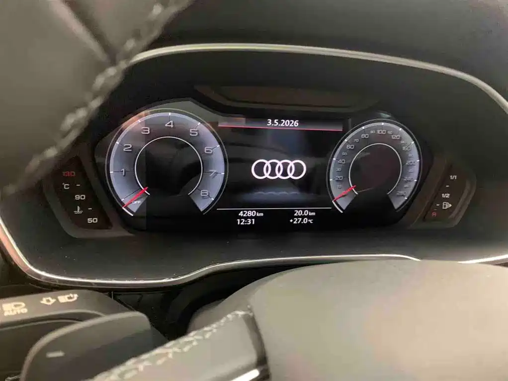 Audi Q3 2023 35 TFSI Fashion Dynamic Model (1.5T) фото 8