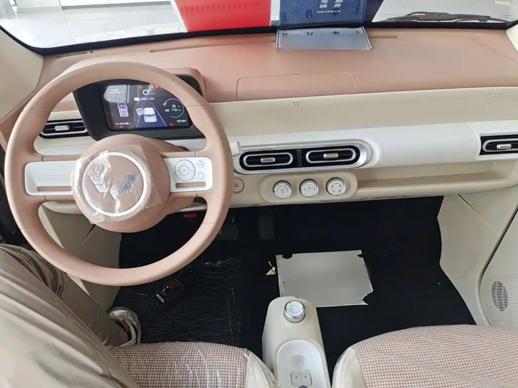 Wuling Motors Hongguang MINIEV 2026 2024 3rd Generation 215km Youth Edition