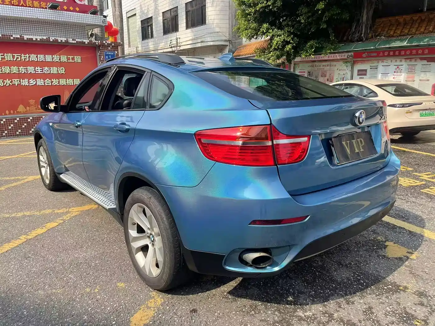 Photo 7 - BMW X6