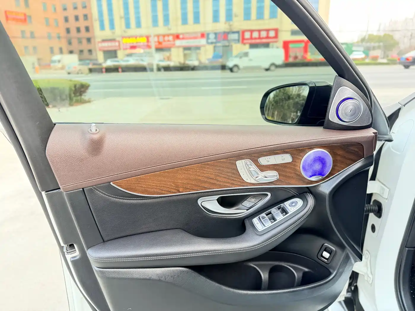 Mercedes-Benz GLC 2020 GLC 300 L 4MATIC Dynamic фото 6