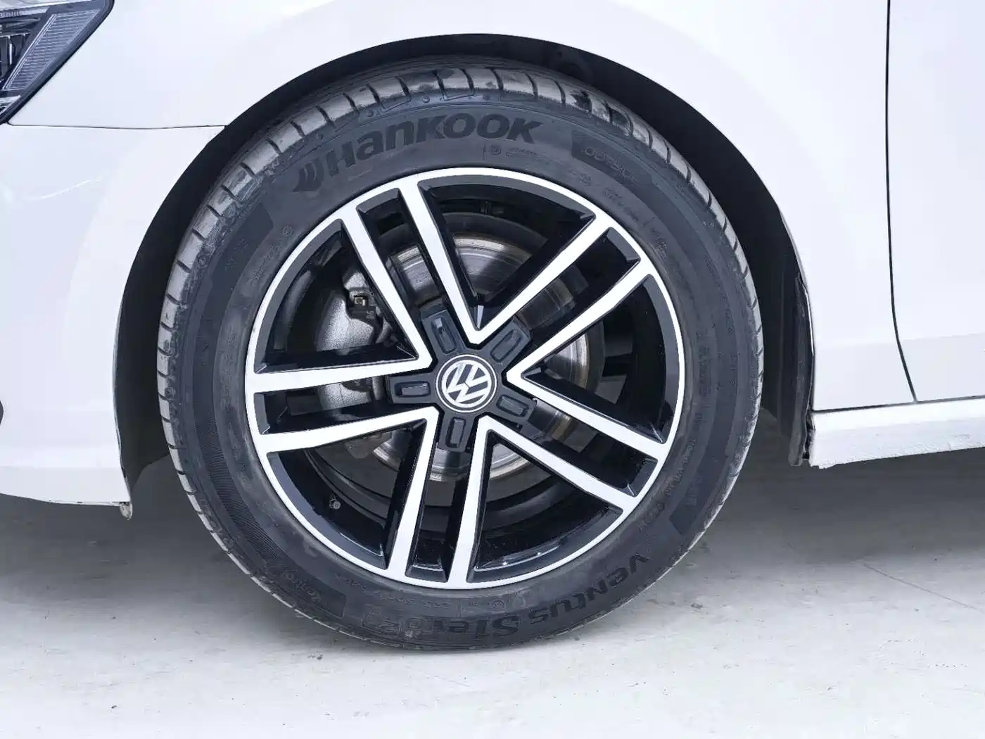 Volkswagen Lamando 2021 Facelift 280TSI DSG Comfort Edition фото 9