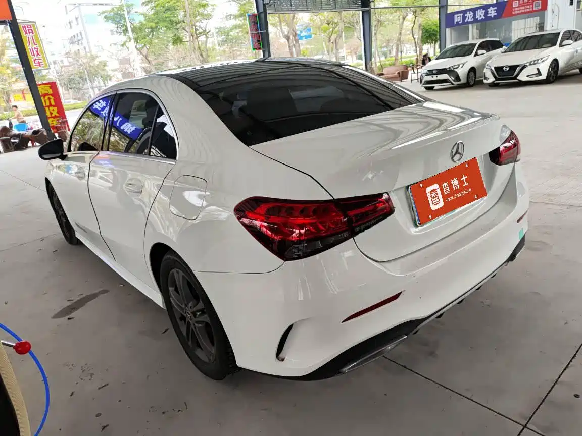 MERCEDES-BENZ A CLASS