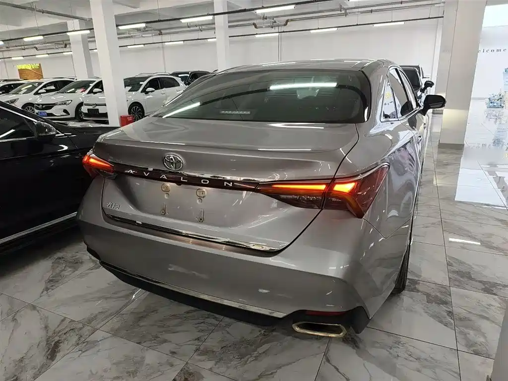 Toyota Avalon 2019 2.0L Luxury Edition (China VI) фото 8