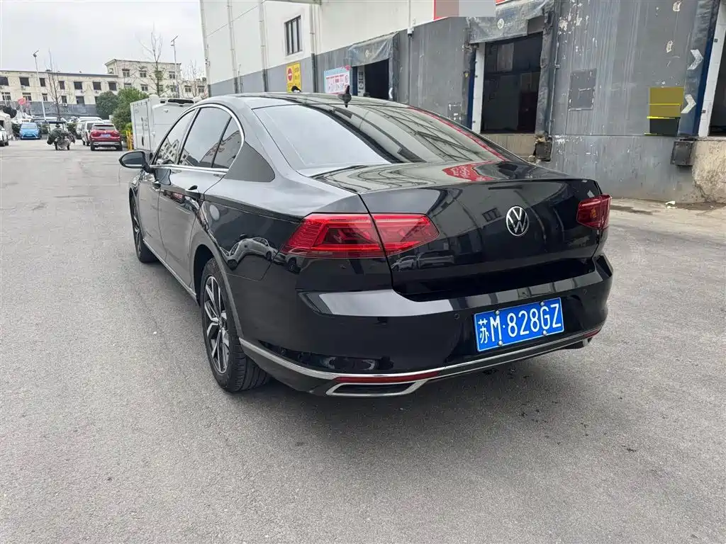 Volkswagen Magotan 2020 280TSI DSG Leading фото 7