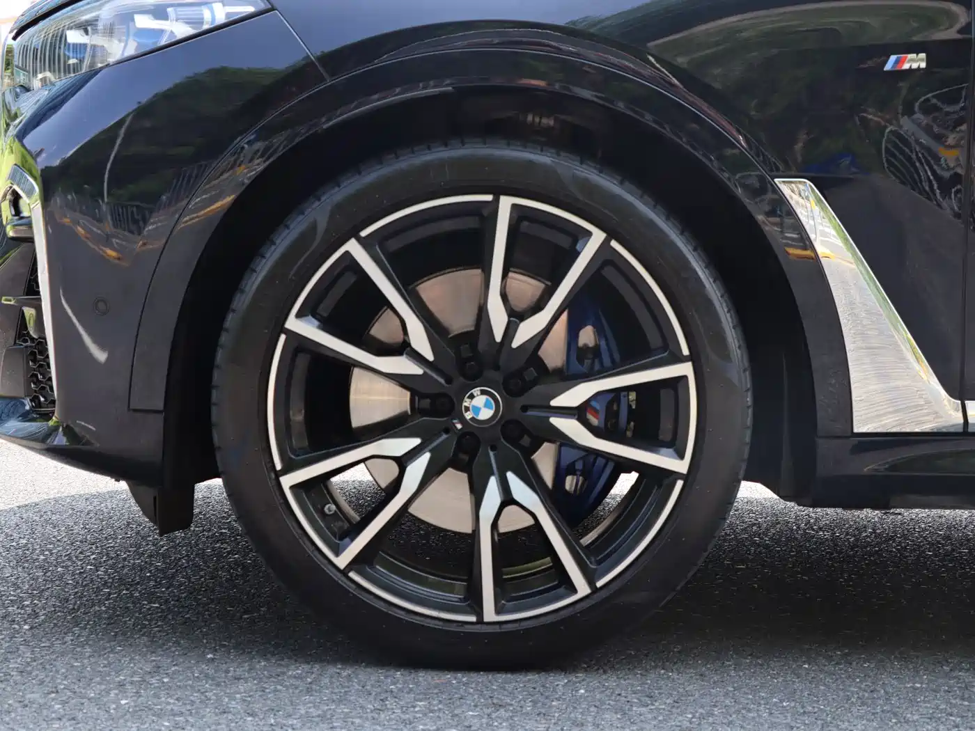 BMW X7 2019 xDrive40i Executive M Sport Package фото 8