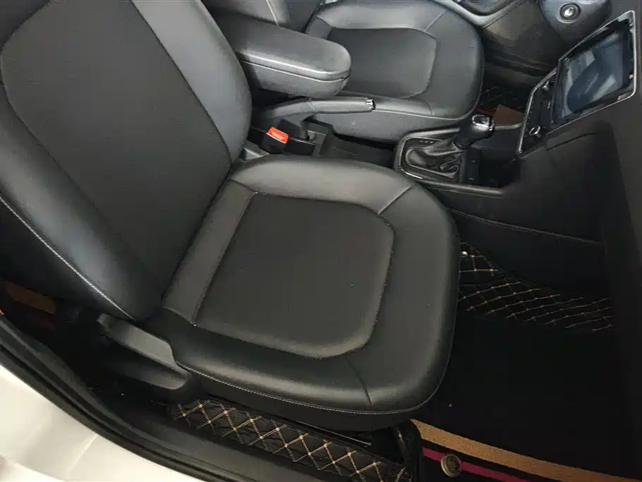 Škoda Rapid 2020 1.5L Automatic Comfort Edition фото 8