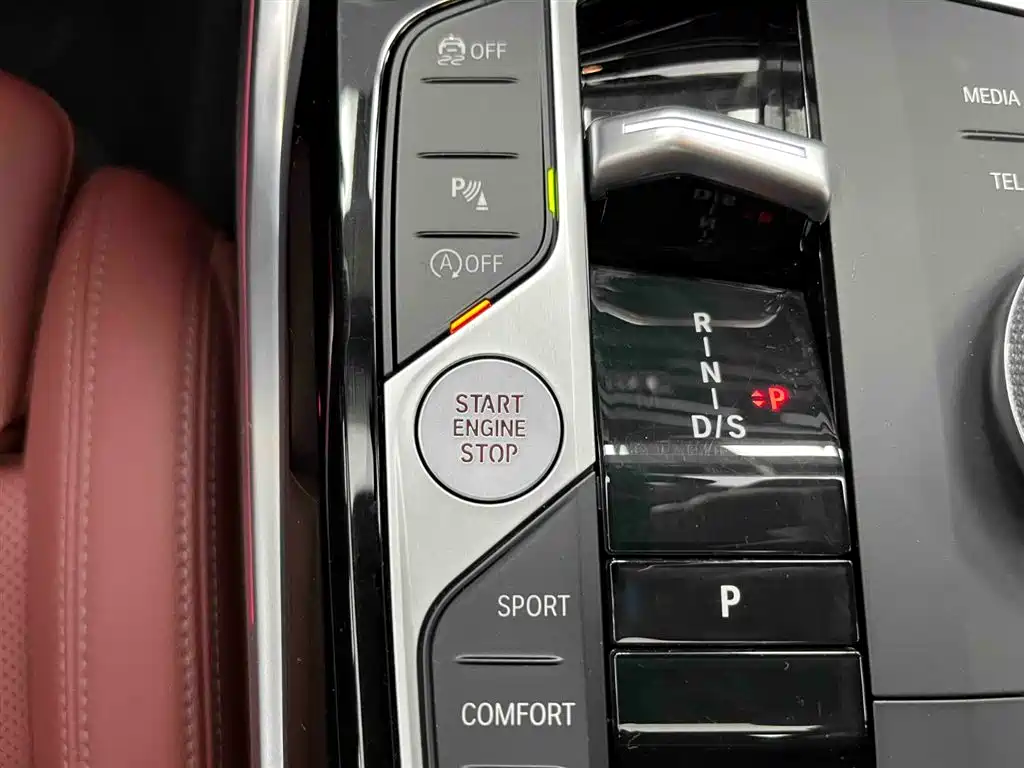 BMW 3 Series 2023 320Li M Sport Package фото 4
