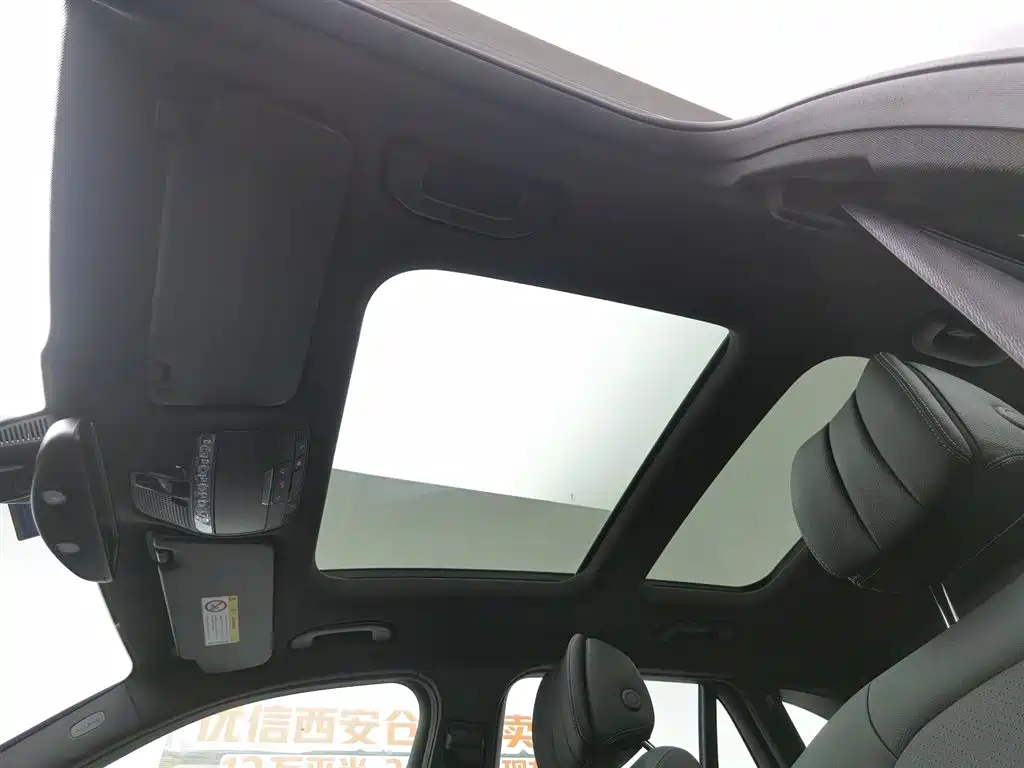 Mercedes-Benz GLC 2017 GLC 260 4MATIC Dynamic фото 14