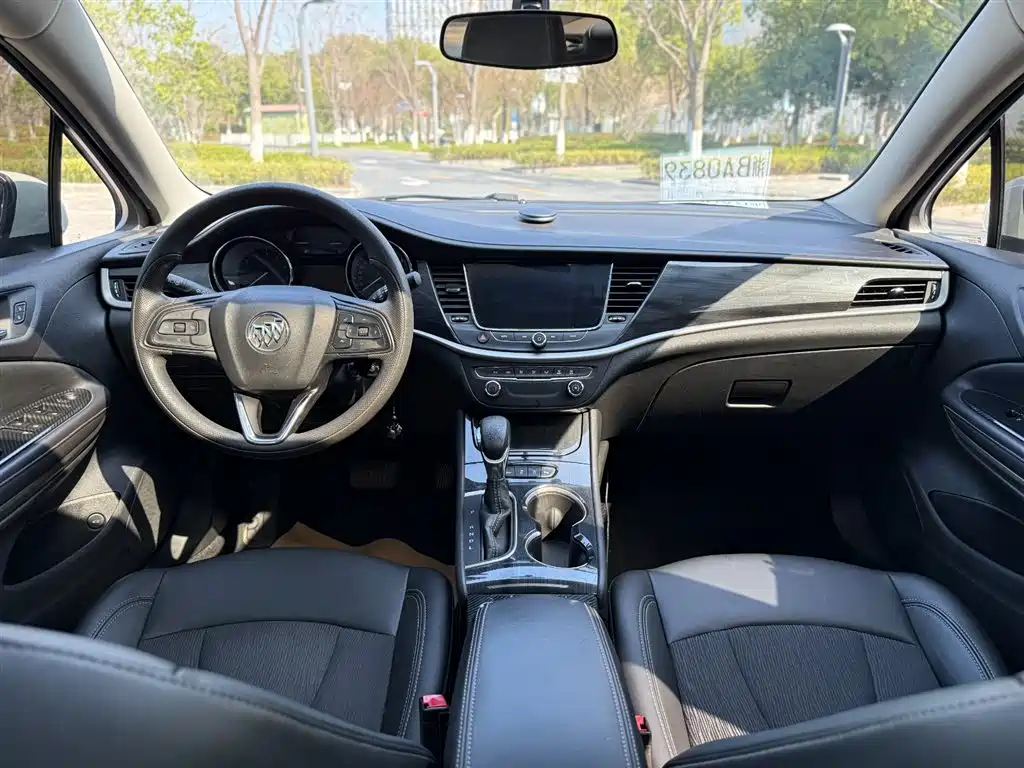 Buick Verano 2020 20T CVT Leading фото 6