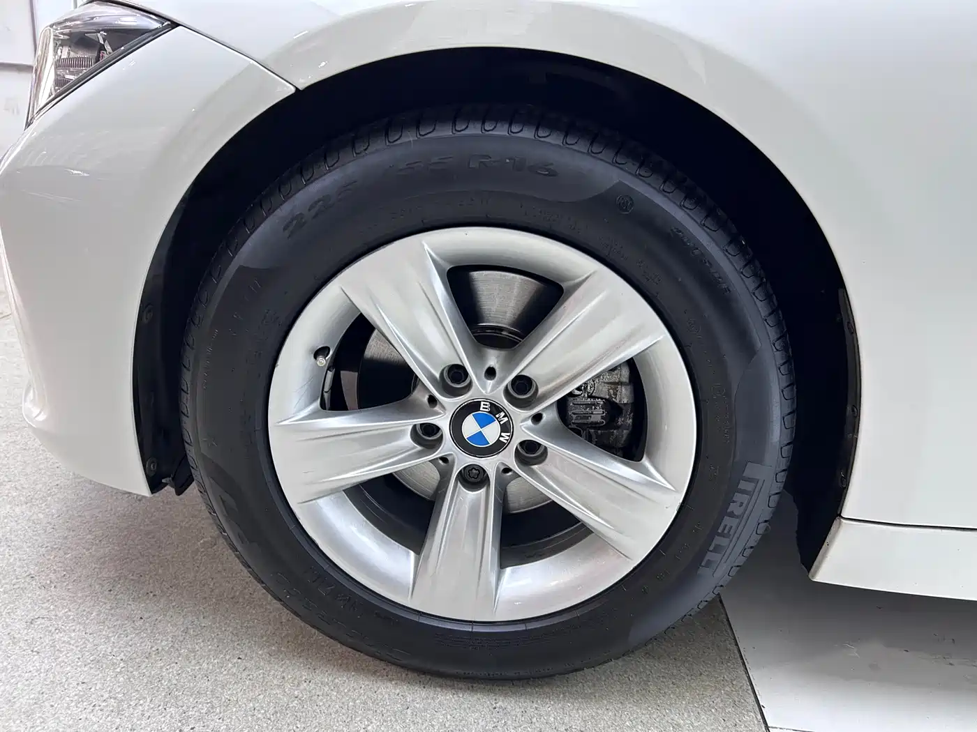 BMW 3 Series 2015 320Li Super Joy Fashion фото 29