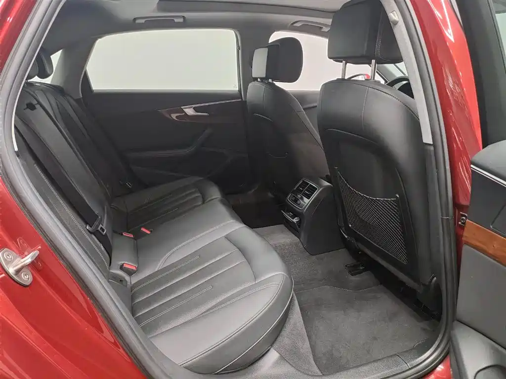 Audi A4L 2020 40 TFSI Luxury Elegance фото 7