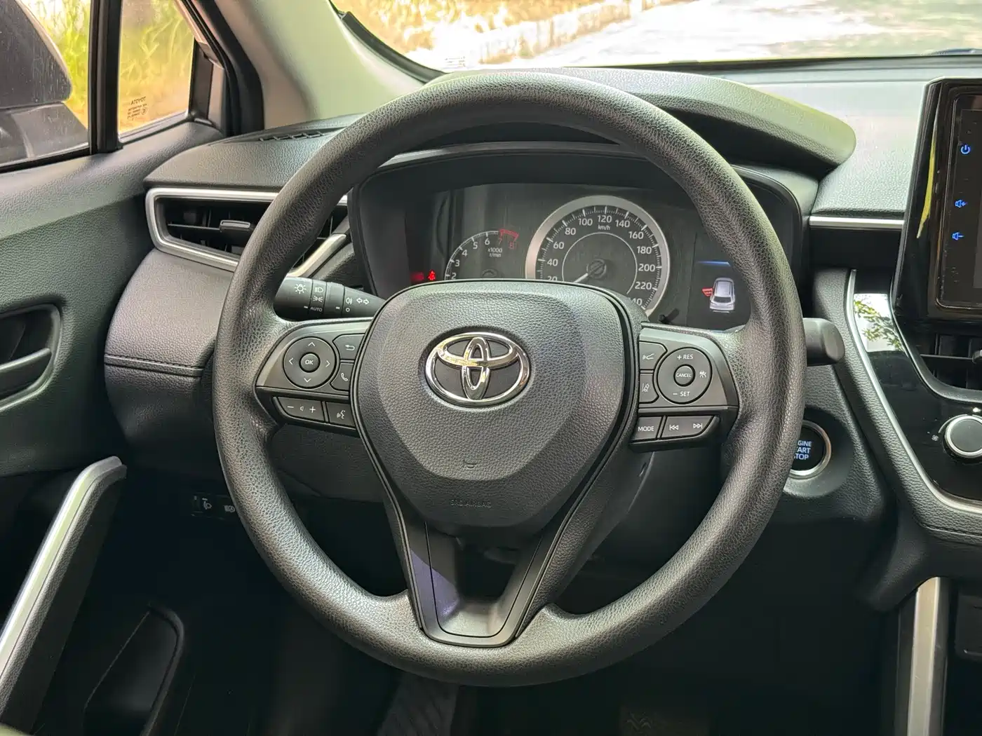 Toyota Corolla Cross 2022 2.0L Elite Edition фото 7