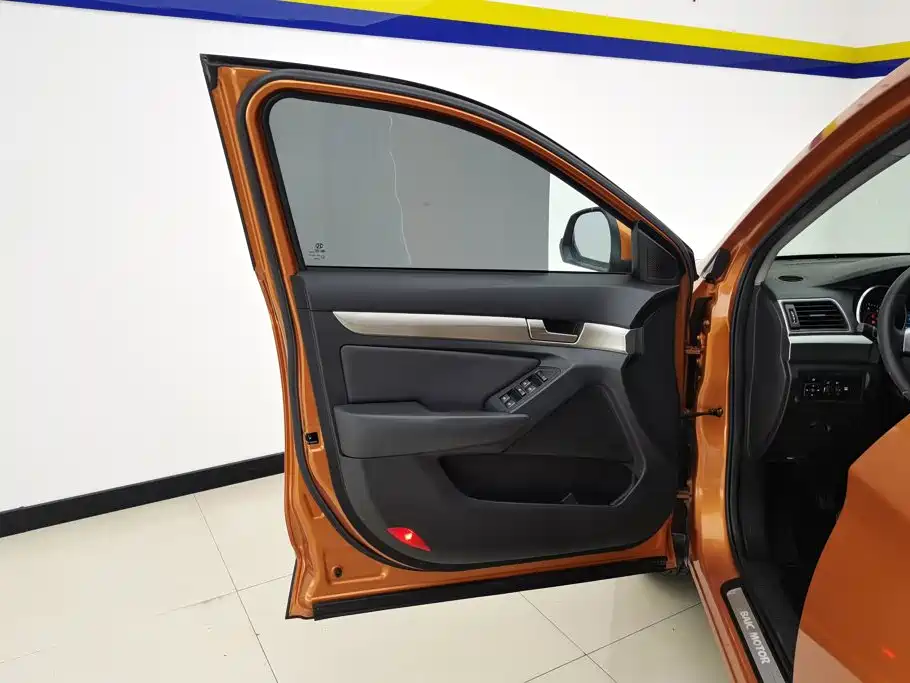 BAIC Senova X65 2015 2015 2.0T Manual Elite