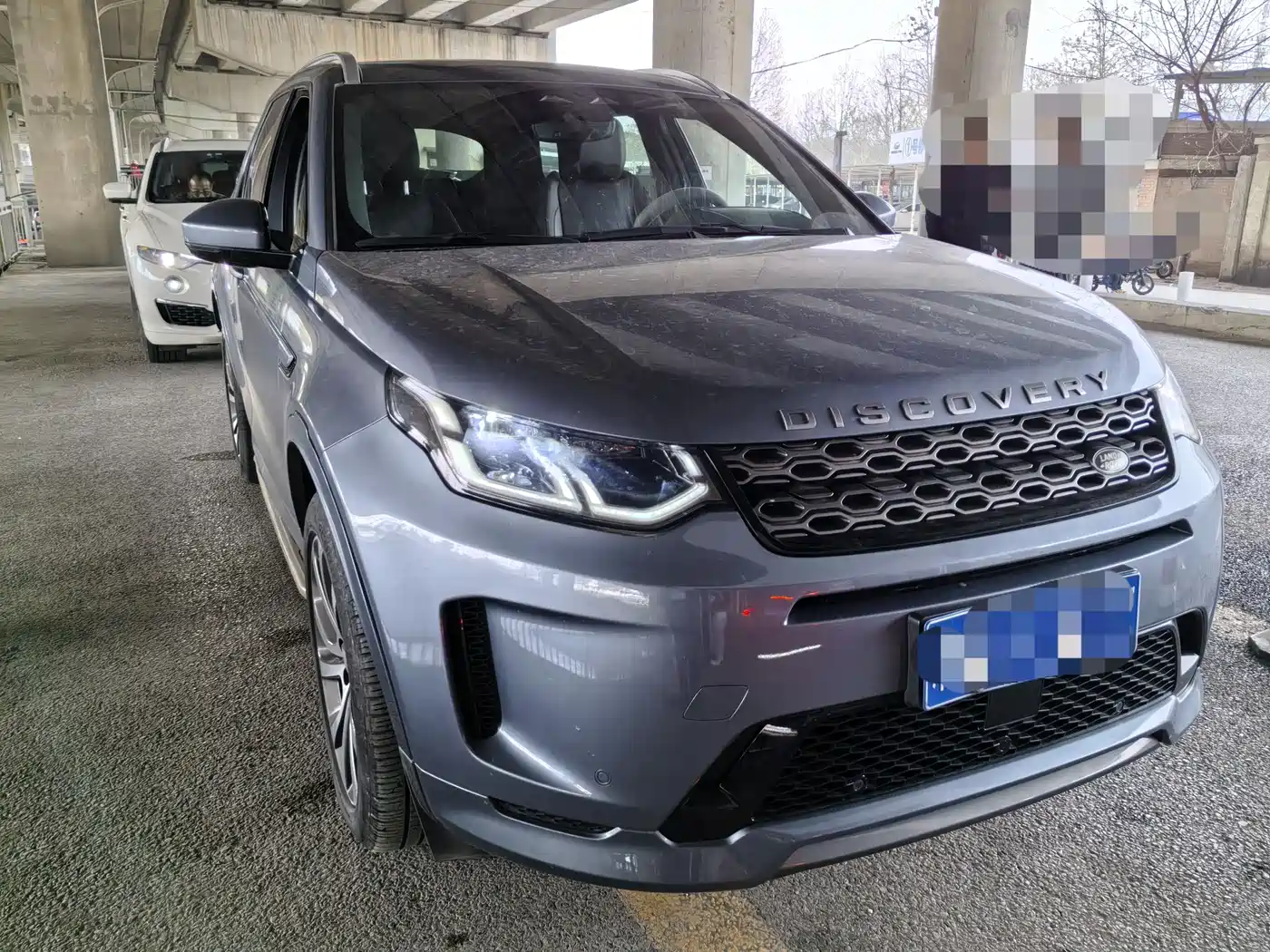 LAND ROVER DISCOVER SPORTS